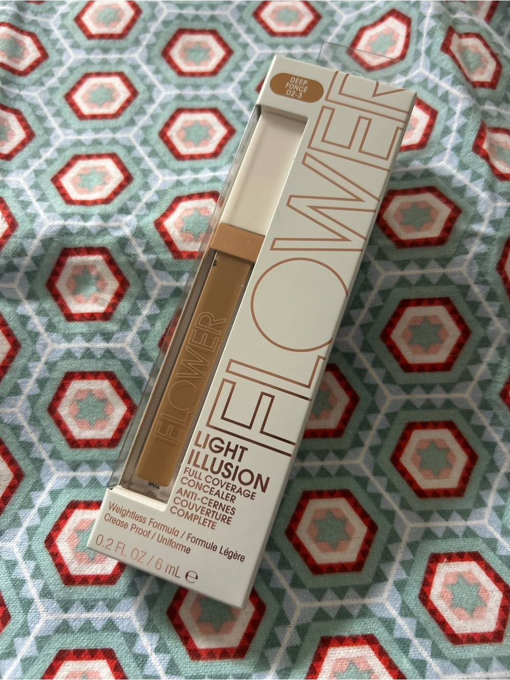 adidas Flower Beauty Light Illusion Full Coverage Concealer - Deep Beige
